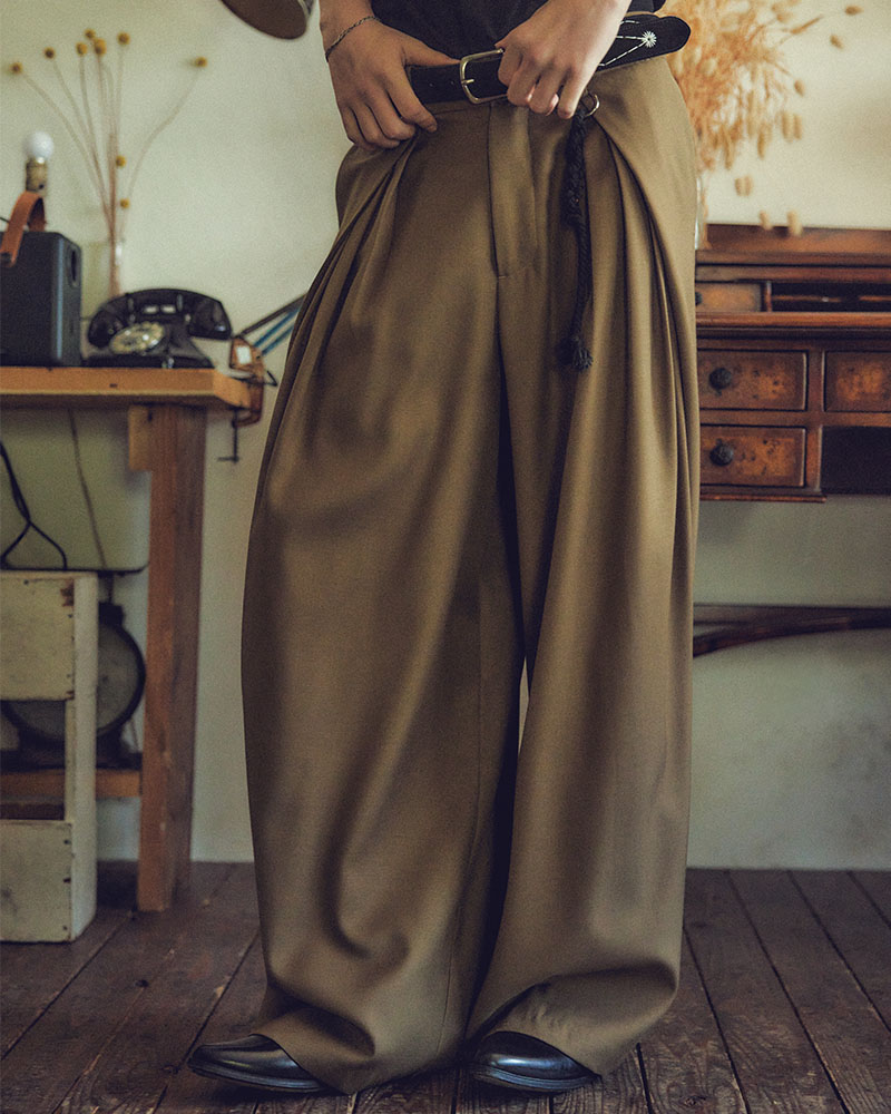 5 TUCK PANTS -BLACK-