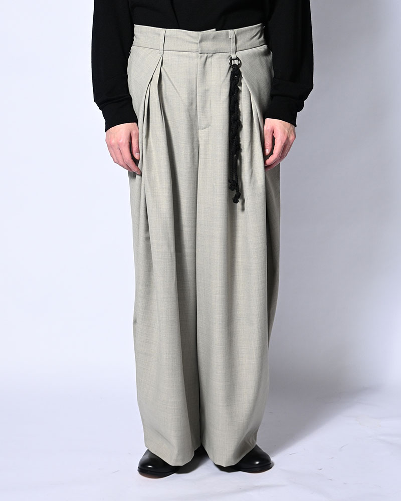 5 TUCK PANTS -GRAY-
