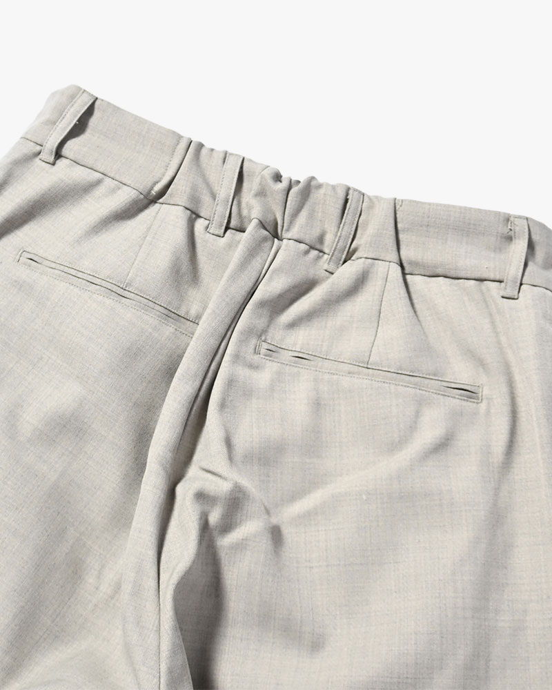5 TUCK PANTS -GRAY-