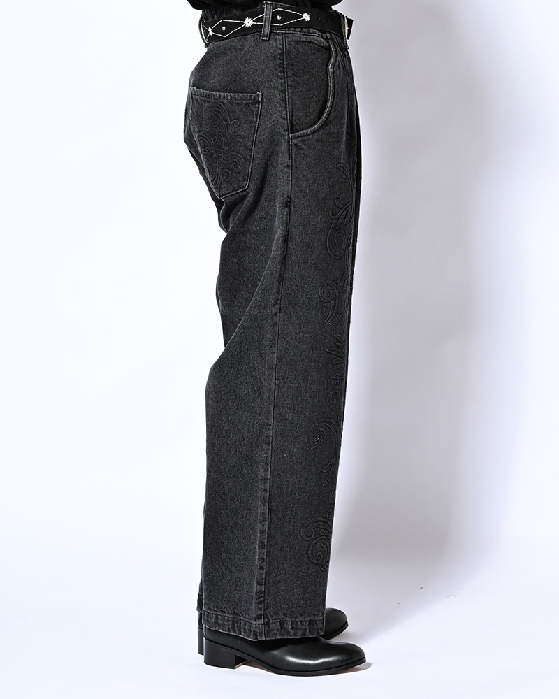EMBOSS DENIM PANTS -BLACK-