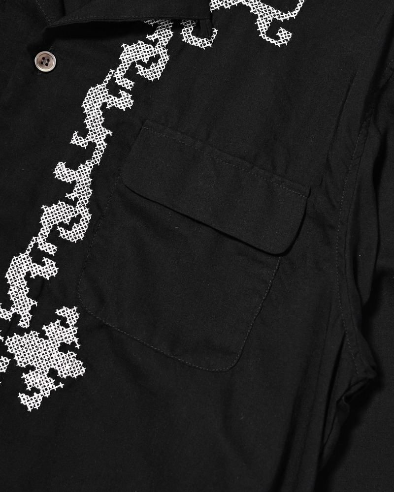 CROSS STITCH ORNAMENT SHIRT -BLACK-