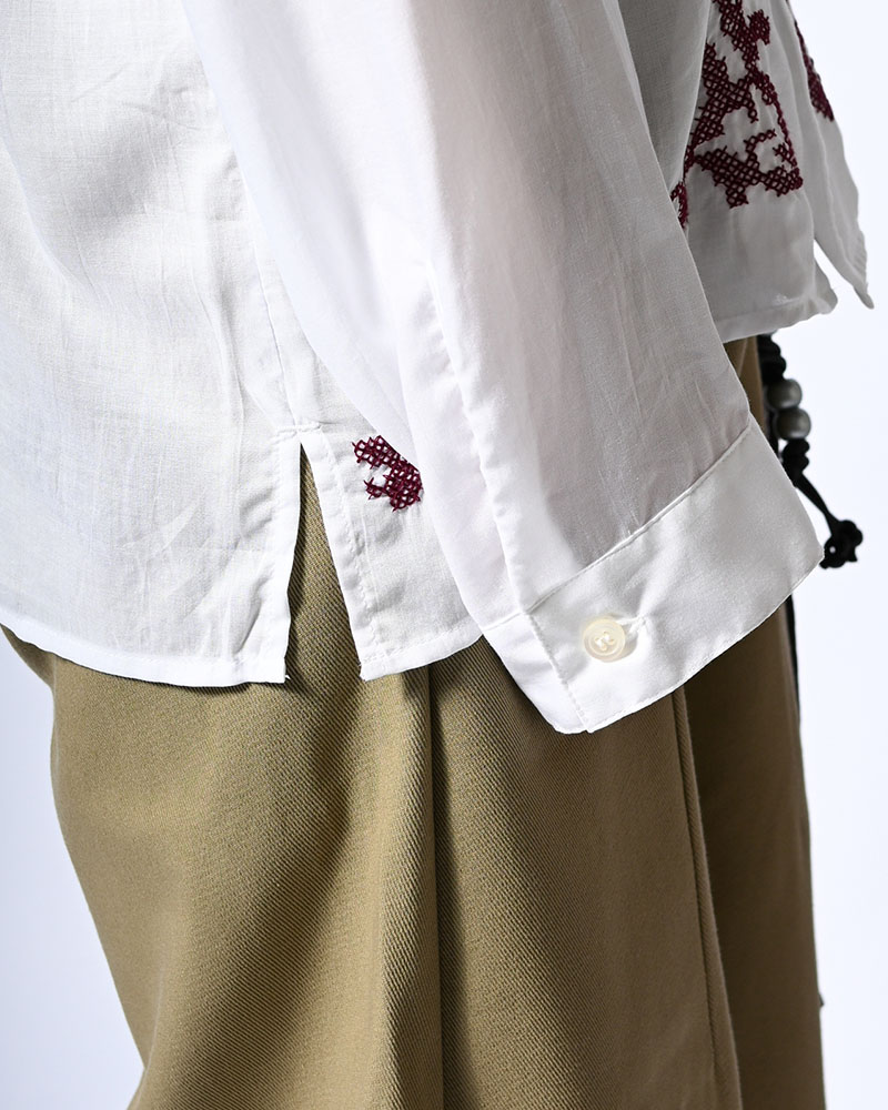 CROSS STITCH ORNAMENT SHIRT -WHITE-