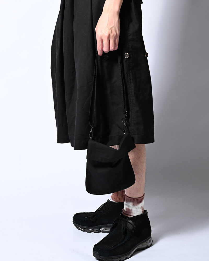 SACOCHE CARGO SHORTS -BLACK-