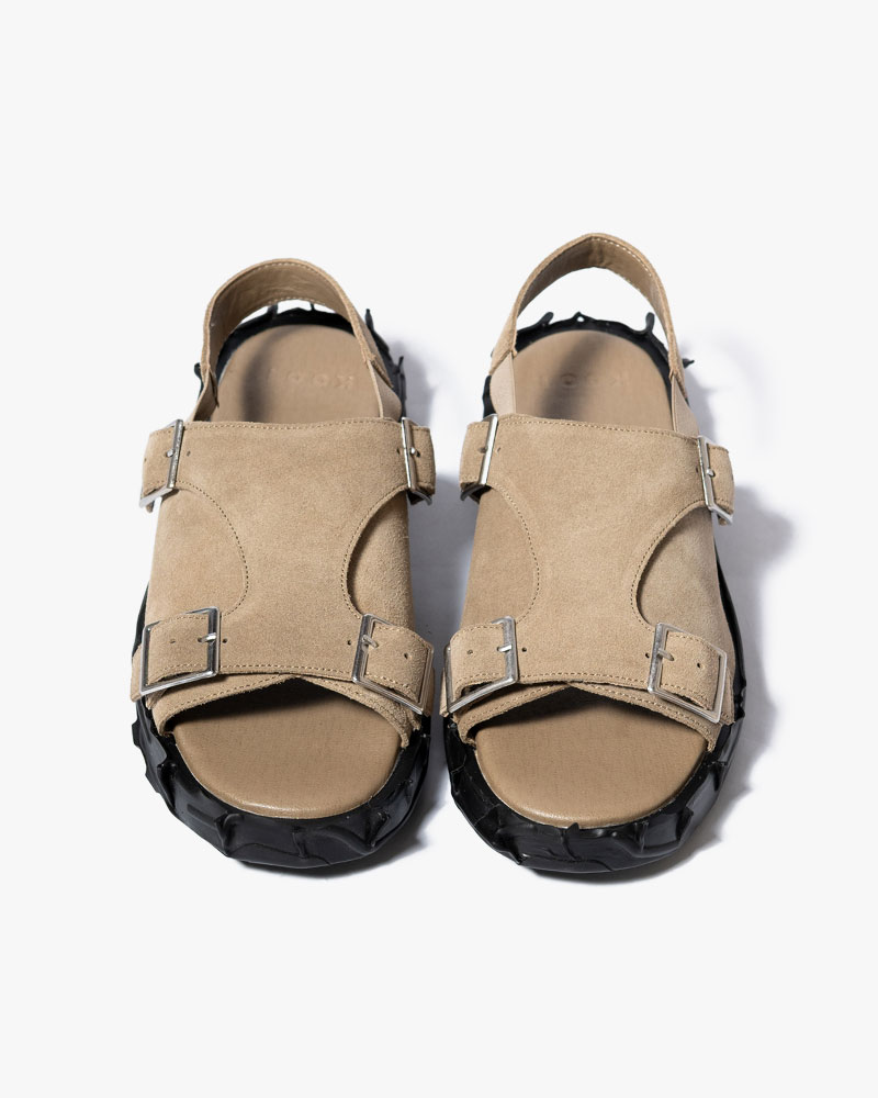 X MONK LEATHER SANDAL -TAUPE-