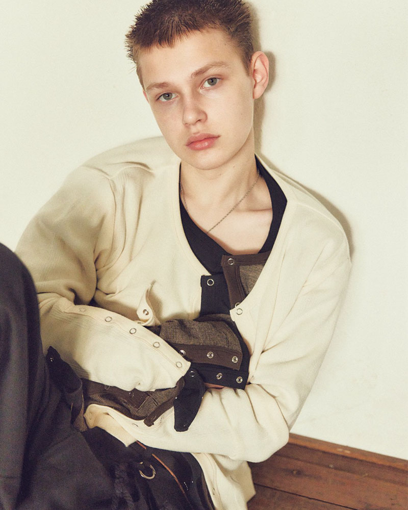 STITCH PANEL RIBBED CARDIGAN -IVORY-