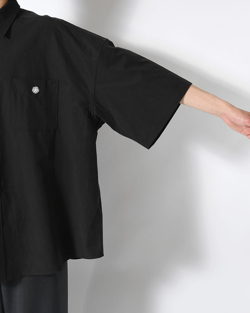 S/S SHIRT -BLACK-