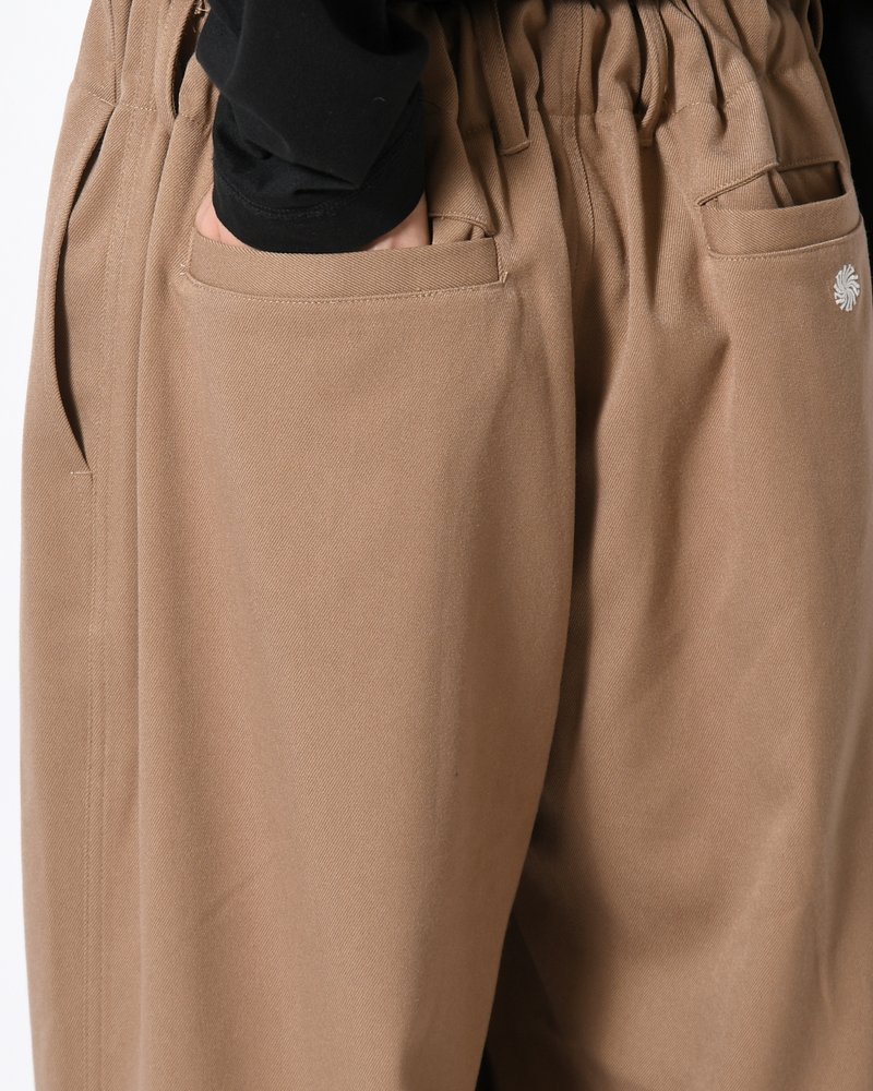 WIDE SLACKS -BEIGE-