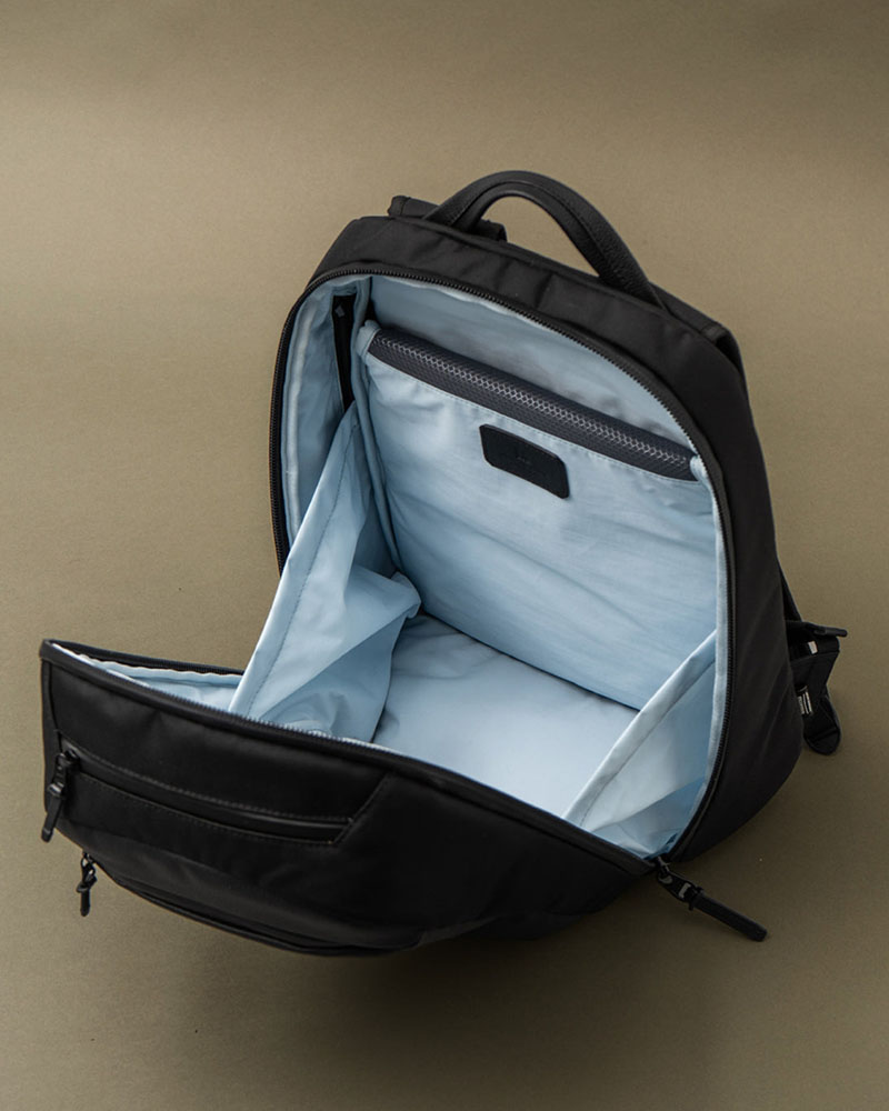 Explorer Daily Edge -BLACK-