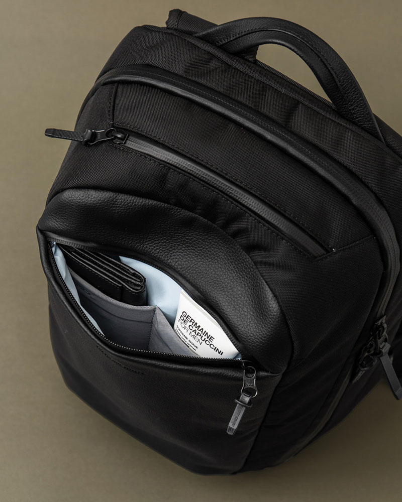 Explorer Daily Edge -BLACK-