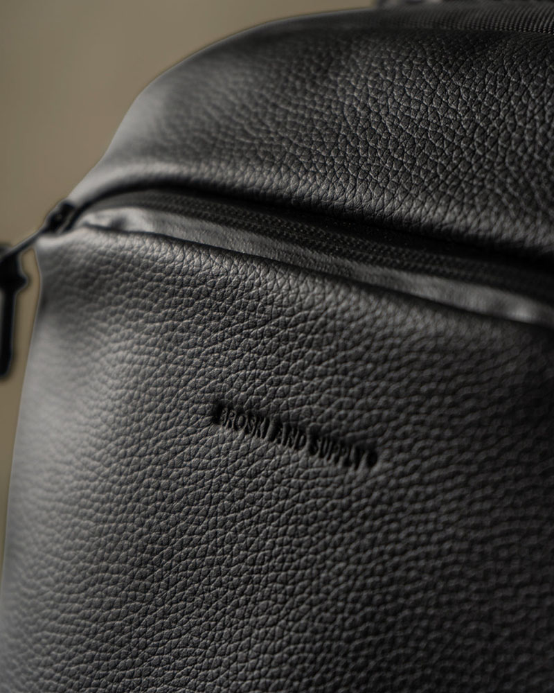 Explorer Daily Edge -BLACK-