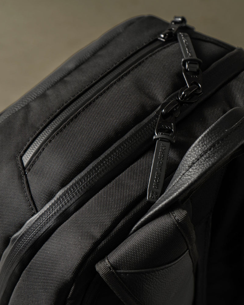 Explorer Daily Edge -BLACK-