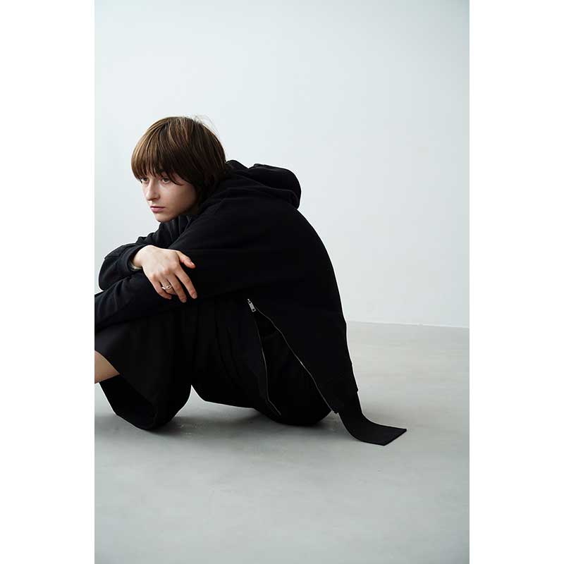 SIDE ZIP WIDE HOODIE -BLACK- | IN ONLINE STORE