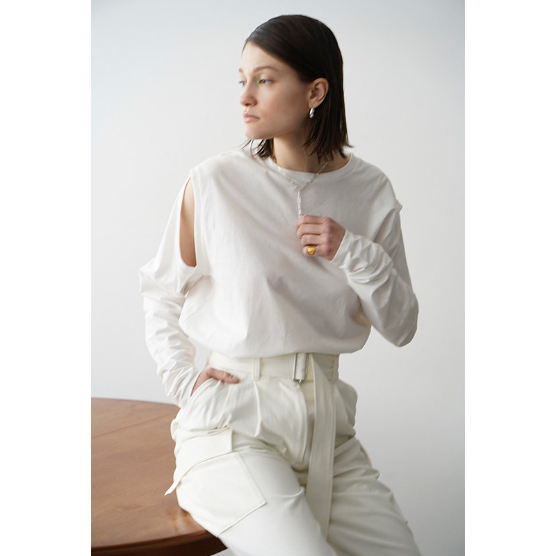 2WAY ASYMMETRY TOPS -WHITE- | IN ONLINE STORE