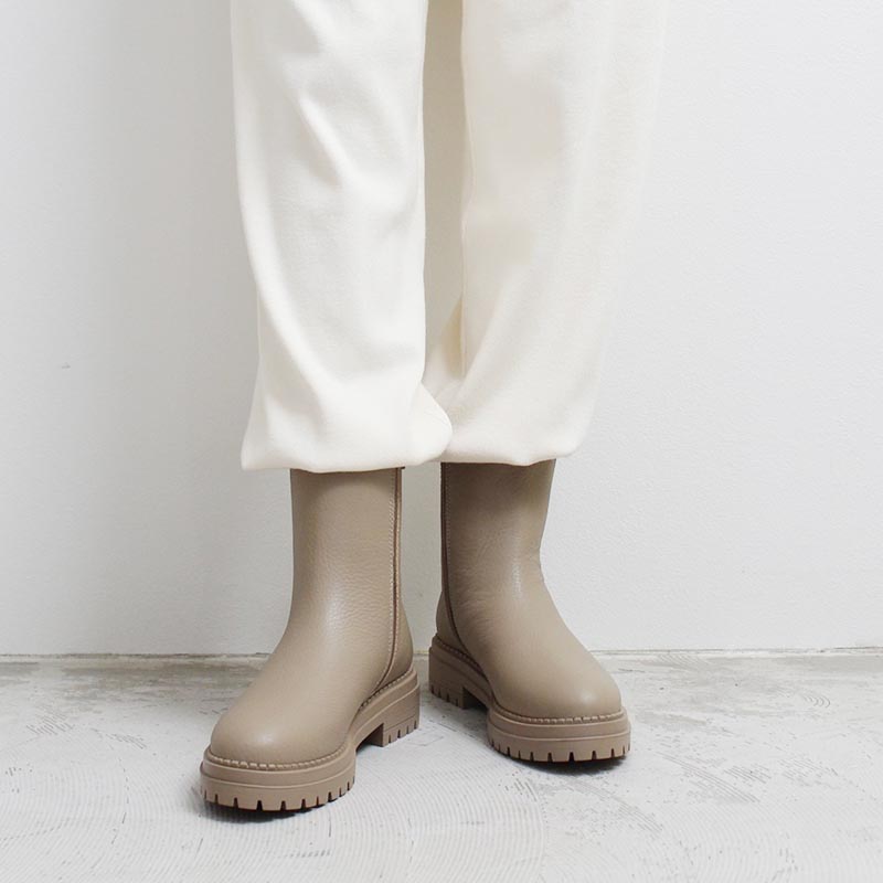 SHRINK LEATHER SIDE GORE BOOTS -BEIGE-