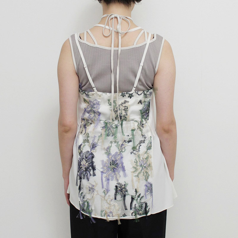 FLOATING FLOWER LACE CAMISOLE TOP -IVORY-