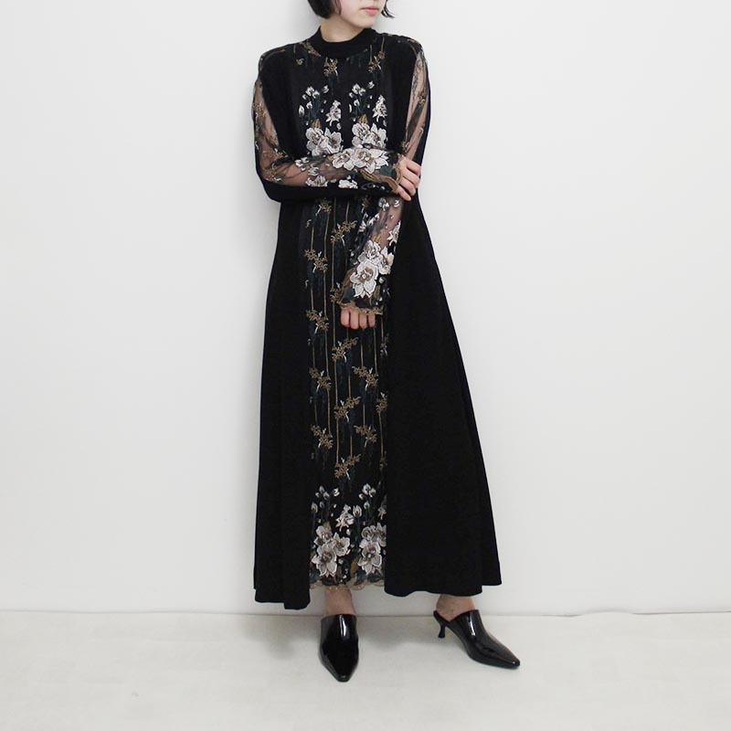 FRAMED FLOWER LACE DRESS -BLACK-