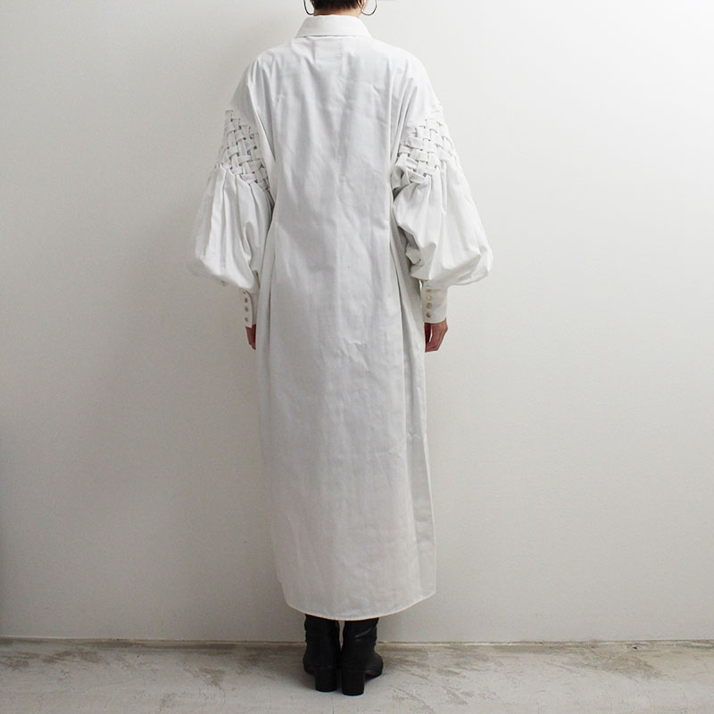 SMOKING SLEEVE SH DRESS -OFF WHITE- | IN ONLINE STORE