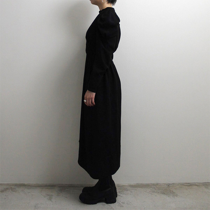 PUFFY DRESS -BLACK- | IN ONLINE STORE
