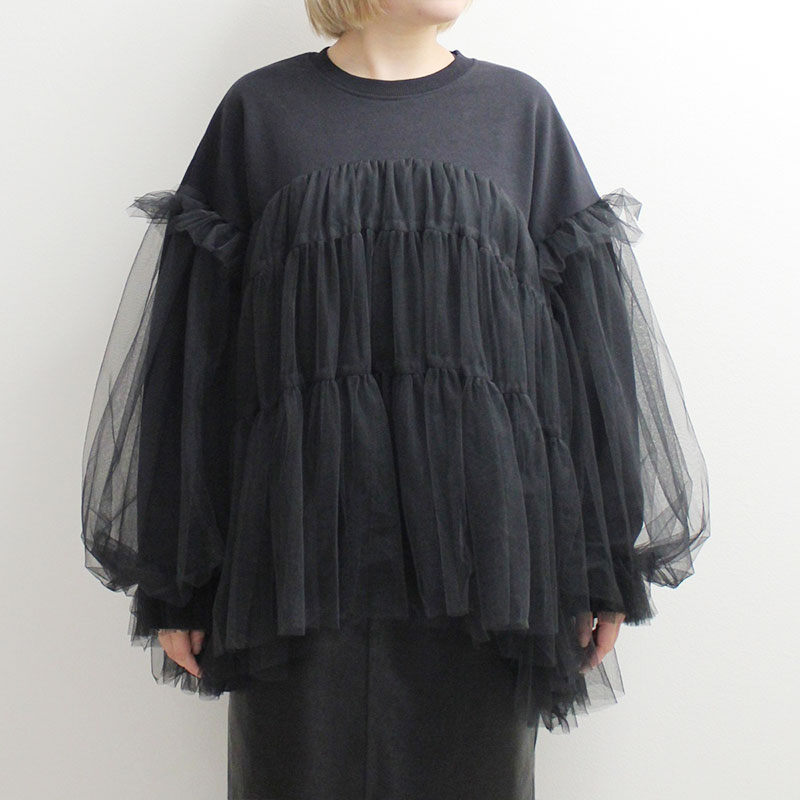 RUFFLE TRIMMED TULLE SWEAT SHIRT -BLACK- | IN ONLINE STORE