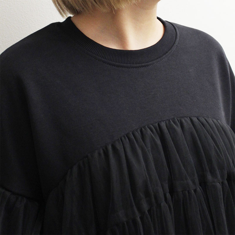 RUFFLE TRIMMED TULLE SWEAT SHIRT -BLACK-
