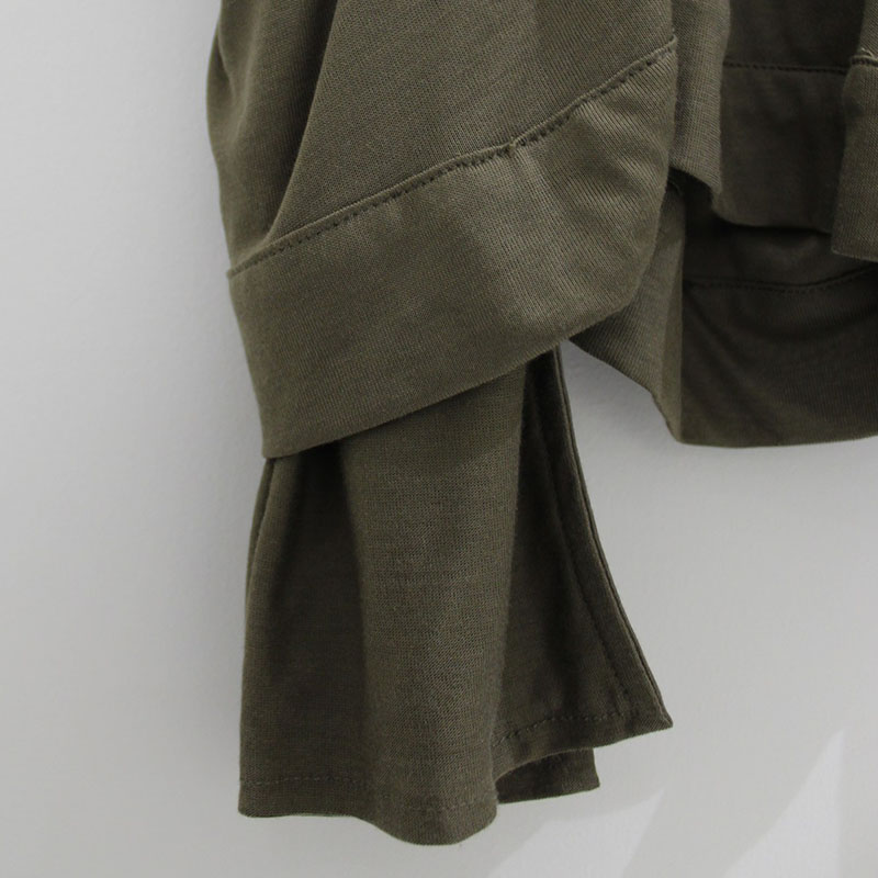 DRAPE POCKET SHORTS -KHAKI-
