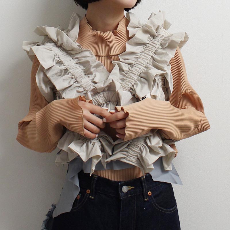 KIKI FRILL VEST -GRAY- | IN ONLINE STORE