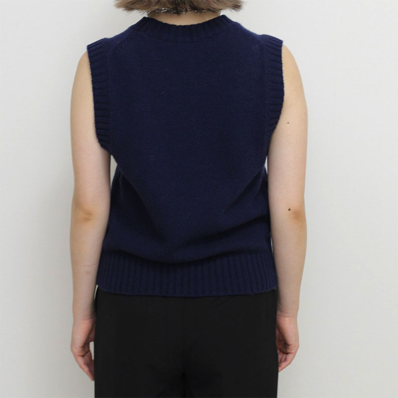 GRAPHIC SOFT WOOL MIX VEST -NAVY-