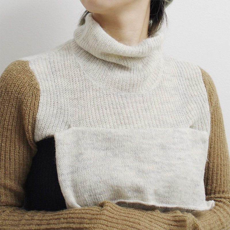 MOHAIR HIGH NECK KNIT -WHITE- | IN ONLINE STORE