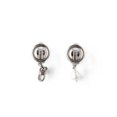 PASHA CLIP-ON EARRINGS -SILVER-